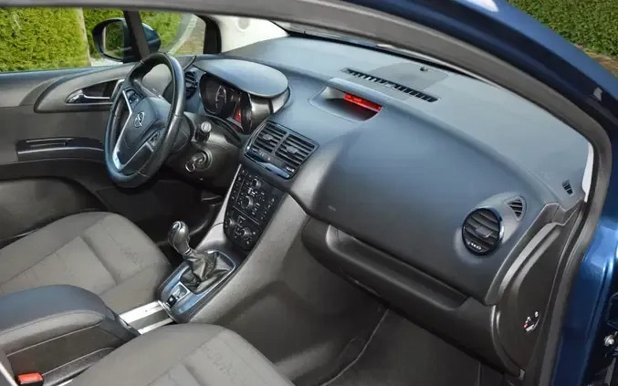 Opel Meriva cena 26600 przebieg: 131000, rok produkcji 2011 z Trzciel małe 704